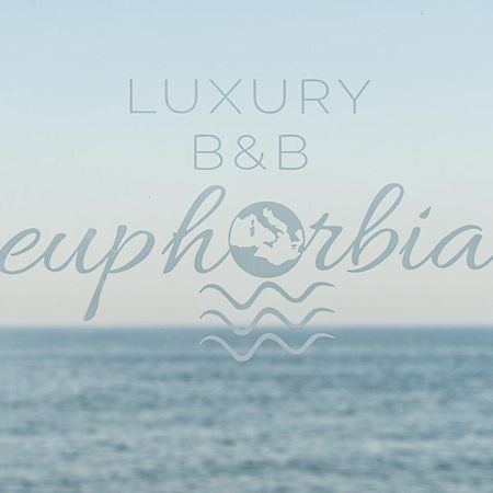 Luxury B&B Euphorbia Ачиреале Экстерьер фото